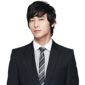Joo Ji Hoon Profile Photo