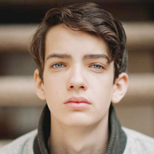 Kodi Smit-McPhee Profile Photo