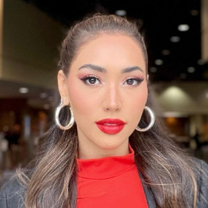 Laksmi DeNeefe Suardana Profile Photo