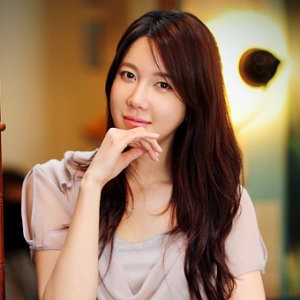 Lee Ji Ah Profile Photo