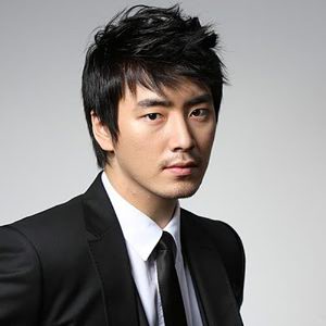 Lee Joon Hyuk Profile Photo