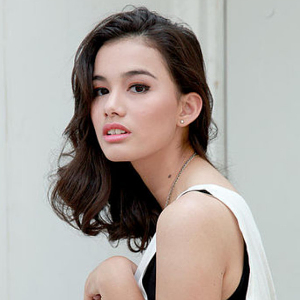 Mentari De Marelle Profile Photo
