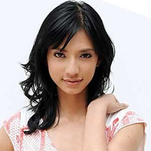 Nadia Saphira Profile Photo