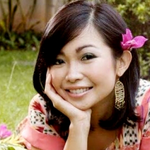Rinrin Marinka Profile Photo