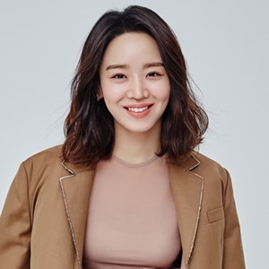 Shin Hye Sun Profile Photo