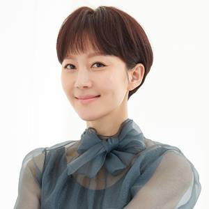 Yum Jung Ah Profile Photo