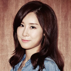 Zhang Li Yin Profile Photo
